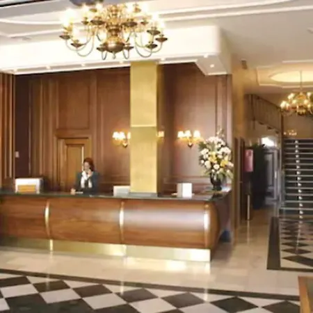 Hotel Lozano 3*