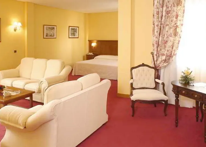 Lozano Hotel 3*